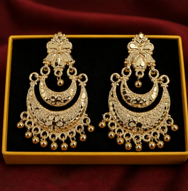 RIVORAH Royal Chandrika Chandbali Earrings