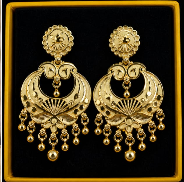 RIVORAH Royal Chandrika Chandbali Earrings